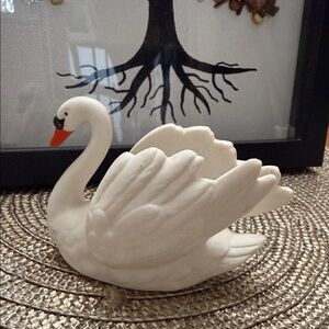Vintage Goebel White Swan - West Germany